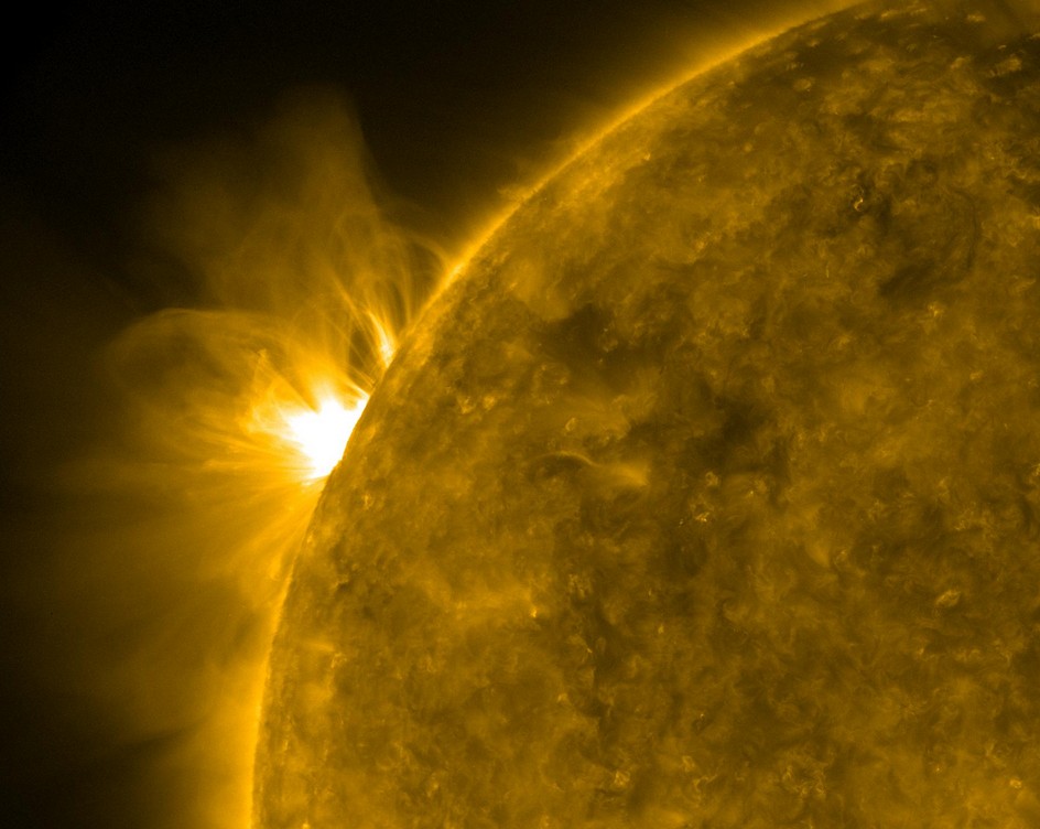 An active region belonging to Cycle 25 will begin to turn into view off the northeast limb during the next 24 hours