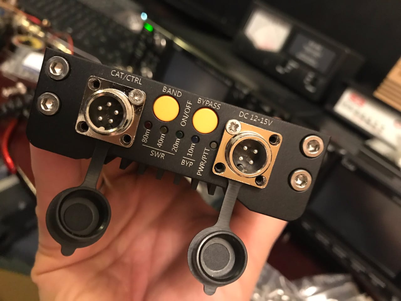 PA500 ultra-compact RF amplifier with tuner