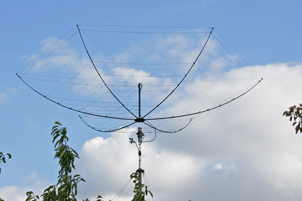 What is the Base Holding Up My Hexbeam?