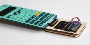 Una Calcolatrice Casio con memoria esterna